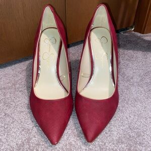 Elegant Jessica Simpson Red Pumps